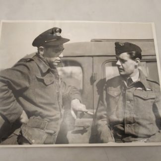 Military photo taken on 1945 Liverpool NSW (New South Wales) RAAF Royal Australian Air force (ref 2801)