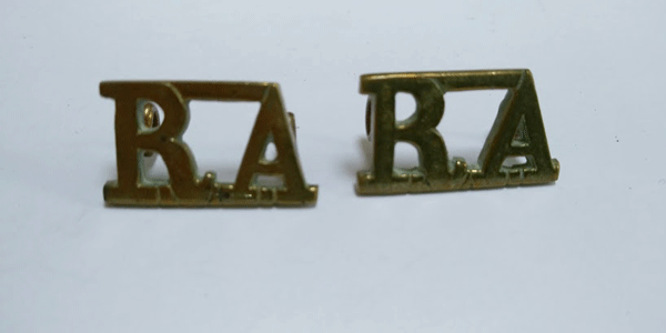 Royal Artillery shoulder titles brass Royal Artillery shoulder titles brass