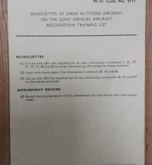 Admiralty War Office Air Ministry July 1962 silhouetttes of (high altitude) aircraft on joint services aircraft recognition training list