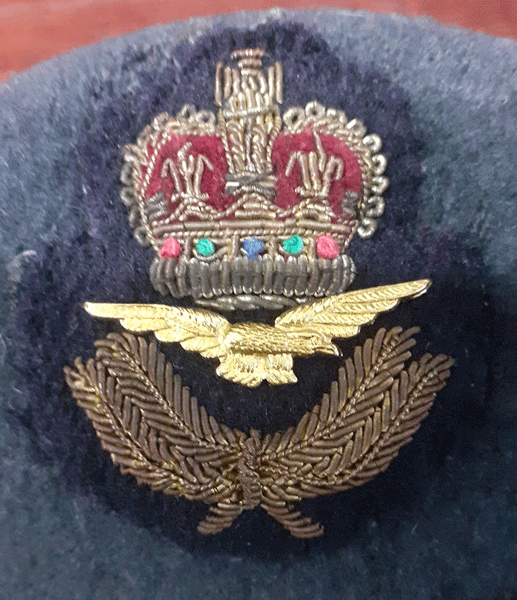 Genuine British Military surplus RAF Officers cloth badge Genuine British Military surplus RAF Officers cloth badge