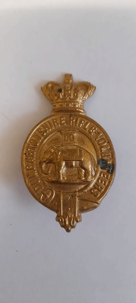 Dumbartonshire Rifle volunteers cap badge Dumbartonshire Rifle volunteers cap badge