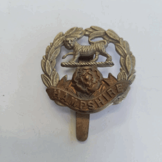 Genuine Hampshire Regiment cap badge
