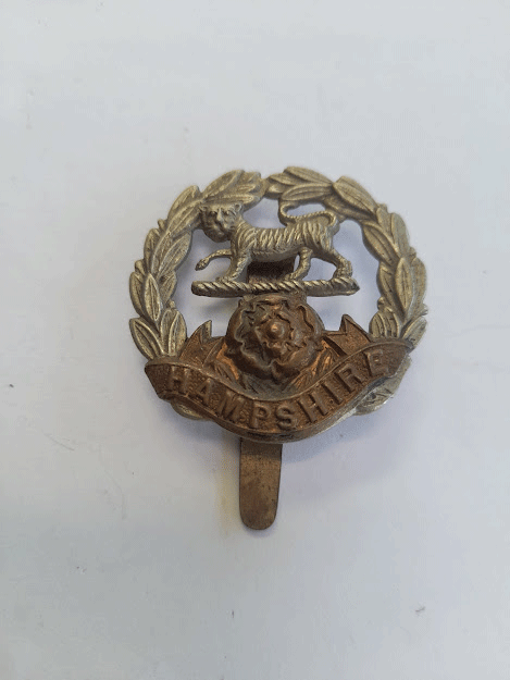 Genuine Hampshire Regiment cap badge Genuine Hampshire Regiment cap badge