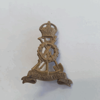 genuine kings crown pioneer labour corps cap badge