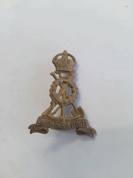 genuine kings crown pioneer labour corps cap badge genuine kings crown pioneer labour corps cap badge